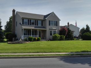 387 Natalie Dr, Allentown, PA 18104