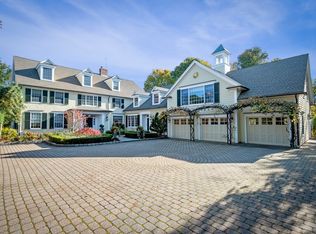 19 Mill Pond, Marblehead, MA 01945