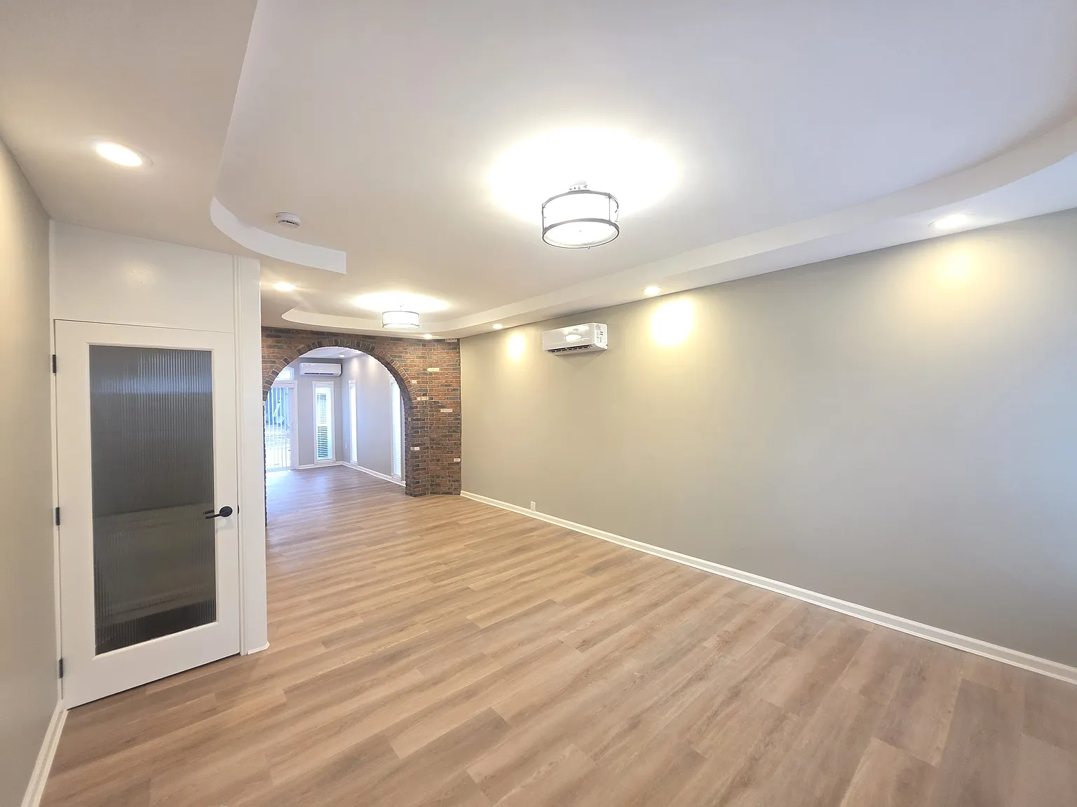 2 bed, 1338 sqft, $2,600 — Photo 4