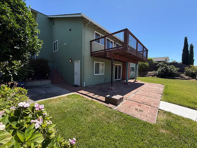 1220 Monte Vista Ct #B — Photo 30