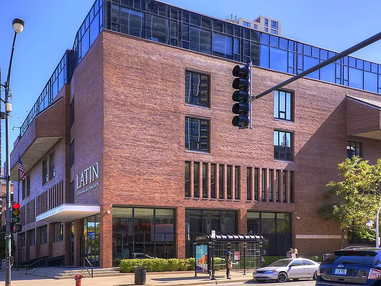 The Sinclair — Photo 62