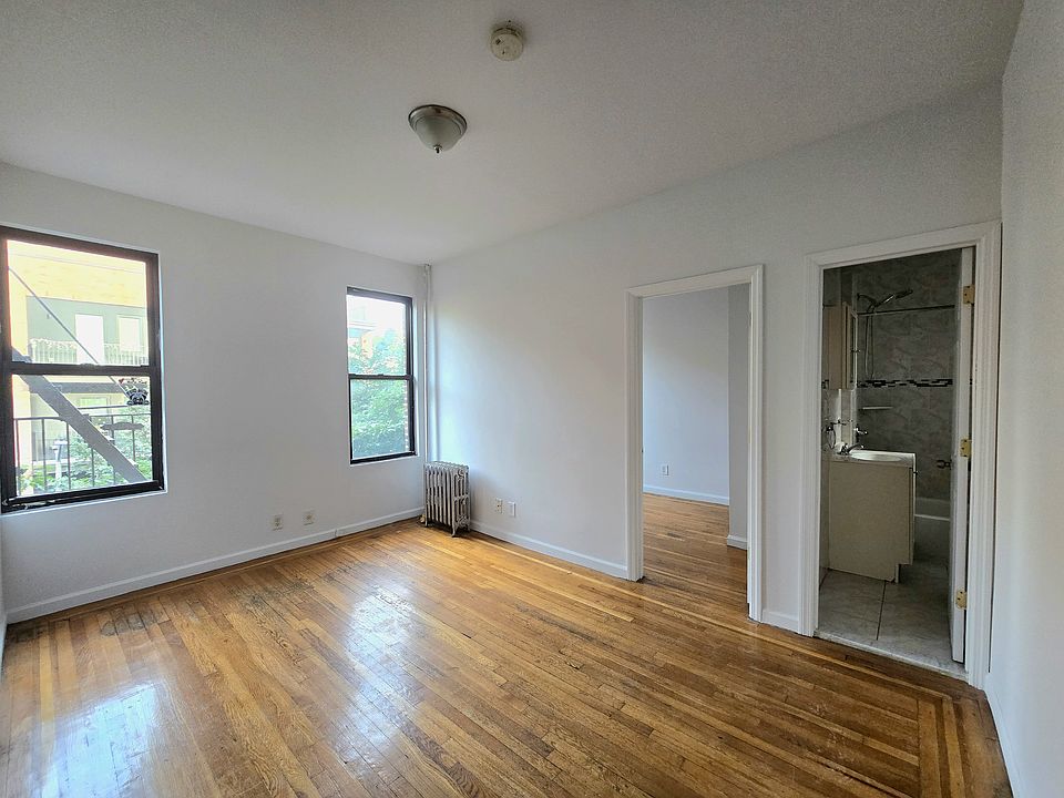 1st image of 2547 38th St APT 2