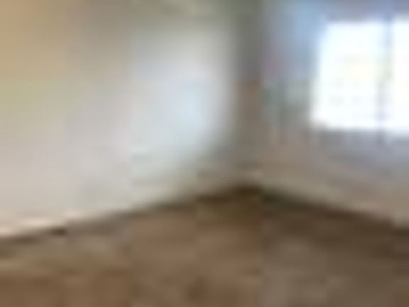 4th image of 2040-2050 Redwood Way #2046