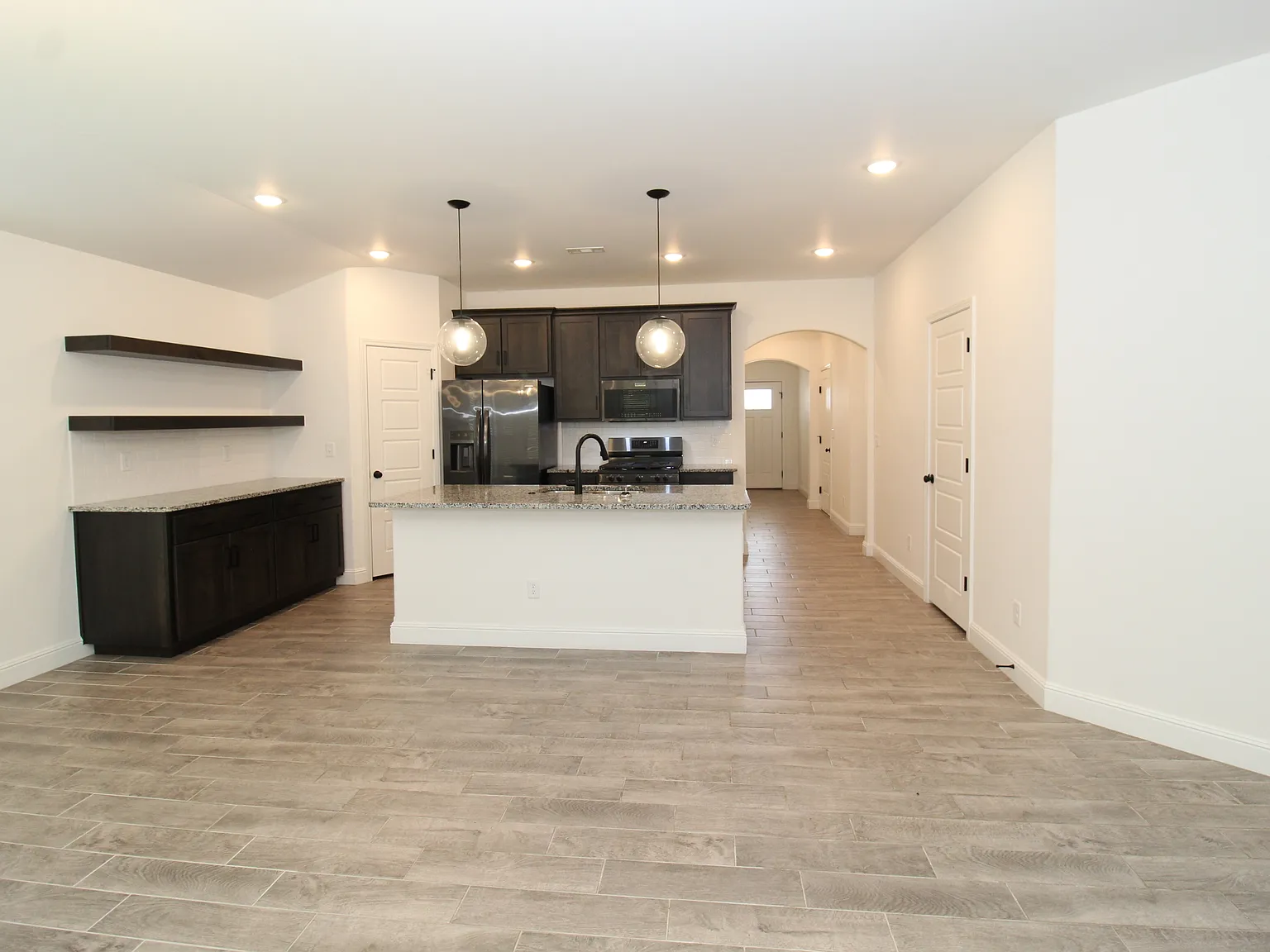 1450 Ari Avenue - 1 — Photo 4
