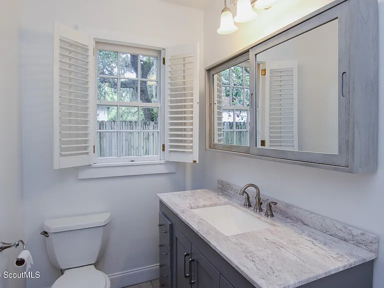 1207 Pine Ave — Photo 44