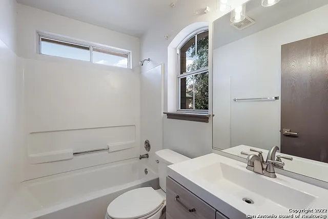 9014 Gill Brg — Photo 9