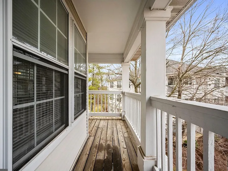 8095 Lacy Dr #304 — Photo 3