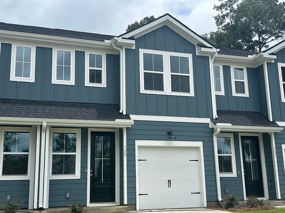 1st image of 125 Berry Shoals Dr
