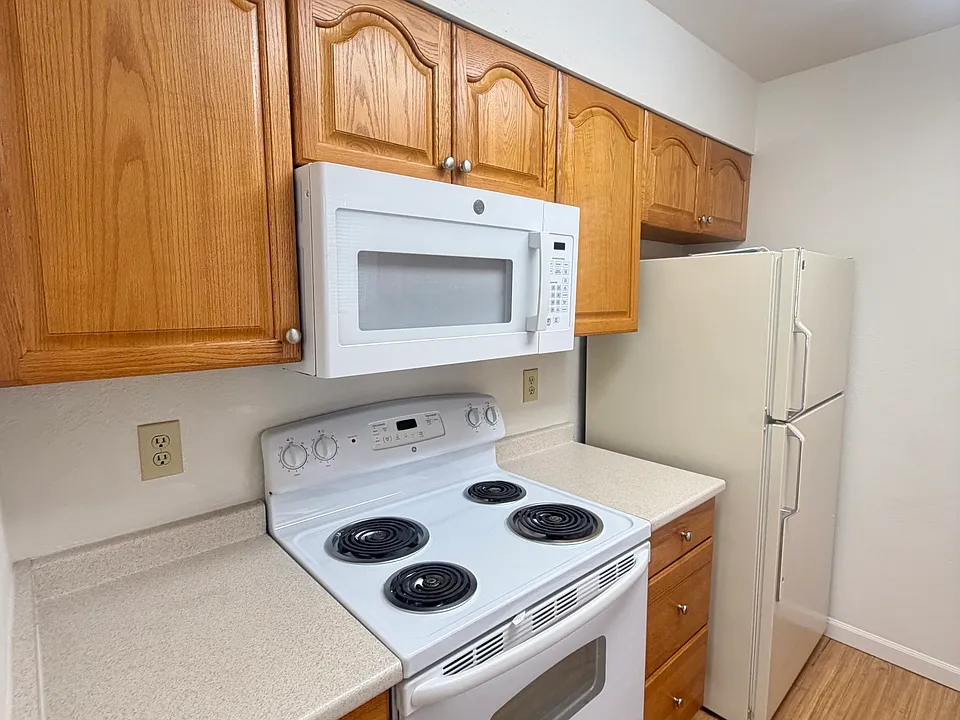 2806 Howe Pl #3