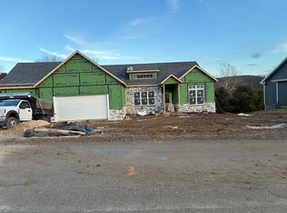 136 Huckleberry Rd, Indiana, PA 15701