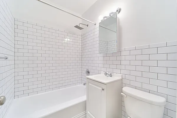 Rented by Living New York | media 10