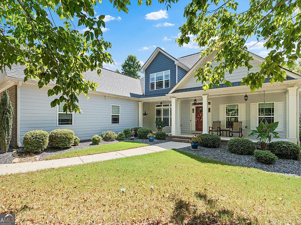 1st image of 212 Overlook Way