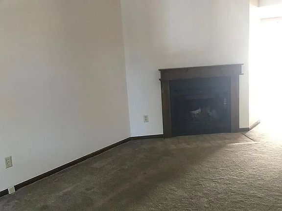 4th image of 5203 Winsome Way
