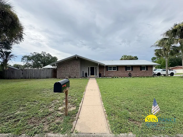 1501 Royal Palm Dr — Photo 30