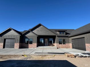 3710 N 2416 E, Filer, ID 83328