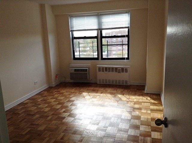 Bedroom with air conditioning