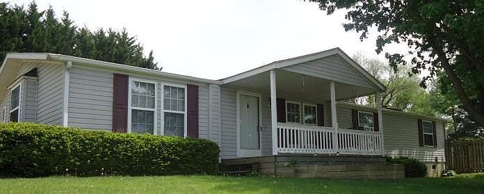 1st image of 304 Hillside Dr