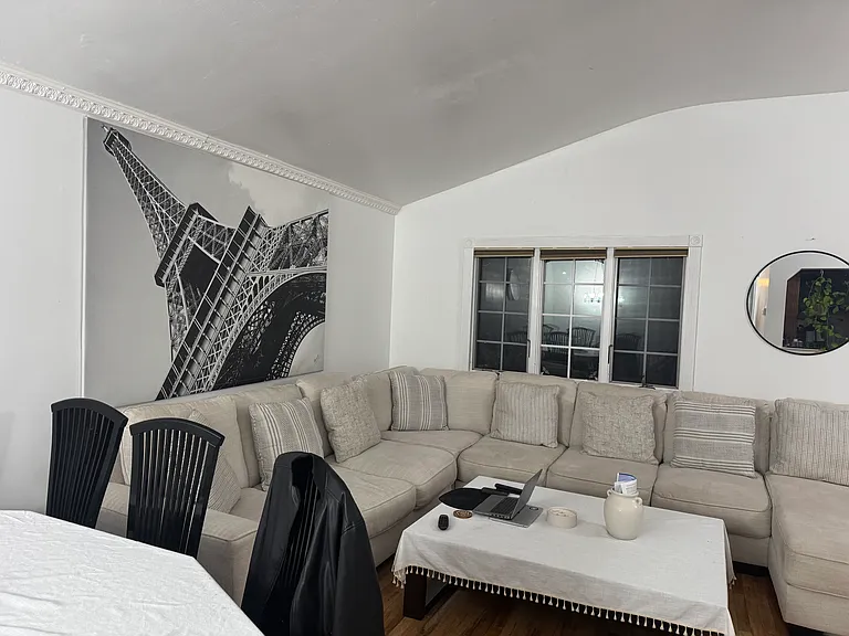 264 Sandalwood Dr #1 — Photo 1