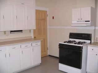 146 Bacon St #1, Waltham, MA 02451