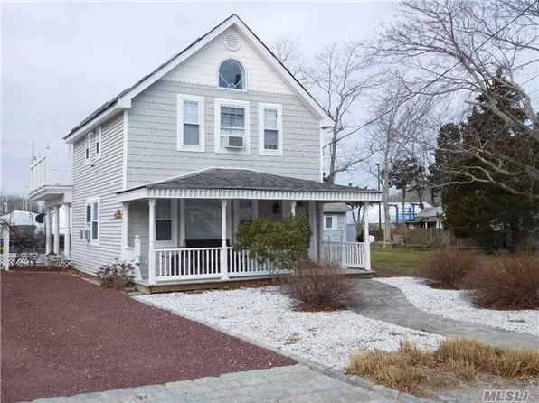 57 West St, South Jamesport, NY 11970