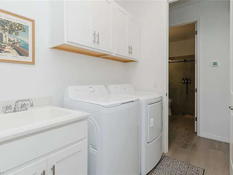 5453 Pikewood Ct — Photo 30