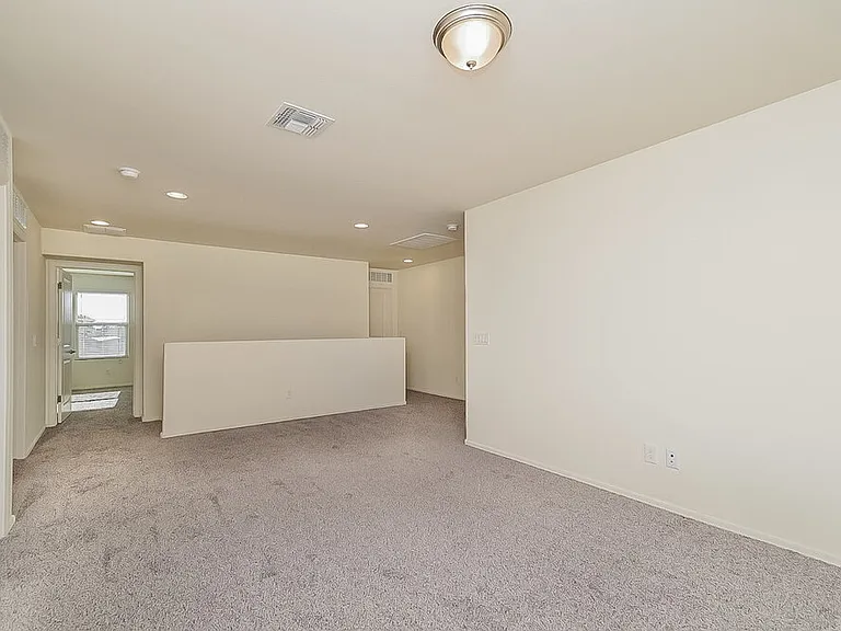 10685 W Harrigan Dr — Photo 9