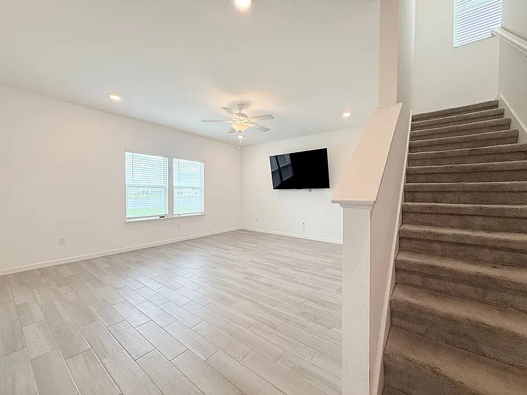 9931 Lovage Ln — Photo 6