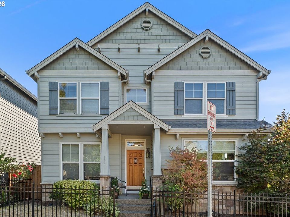 1st image of 111 NE Porto Way