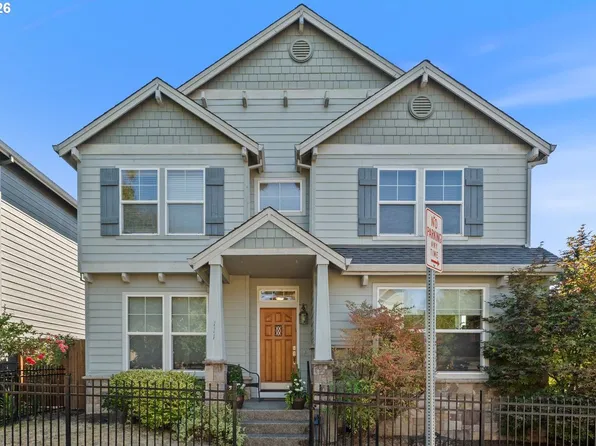 111 NE Porto Way, Hillsboro, OR 97124