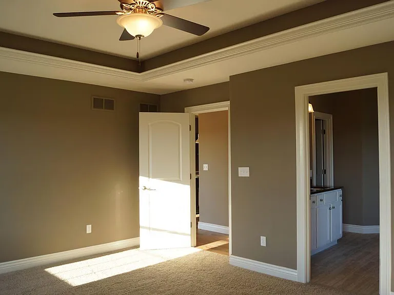1923 Lasso Cir — Photo 18