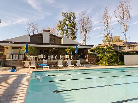 5th image of 9865 Park Crest Ln