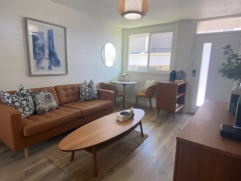 2019 Citron St #5 — Photo 3