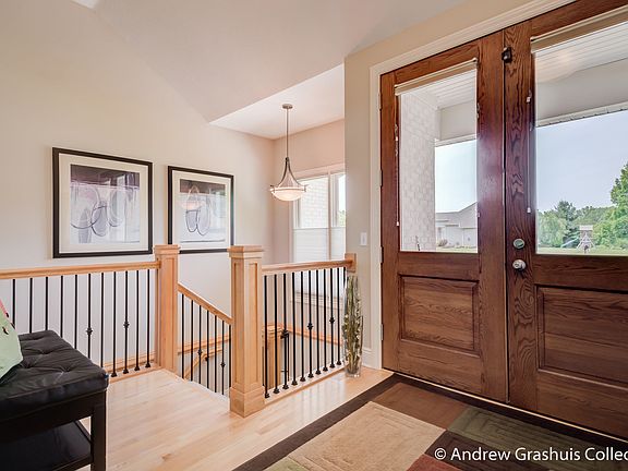 3rd image of 3944 Tallman Creek Dr NW