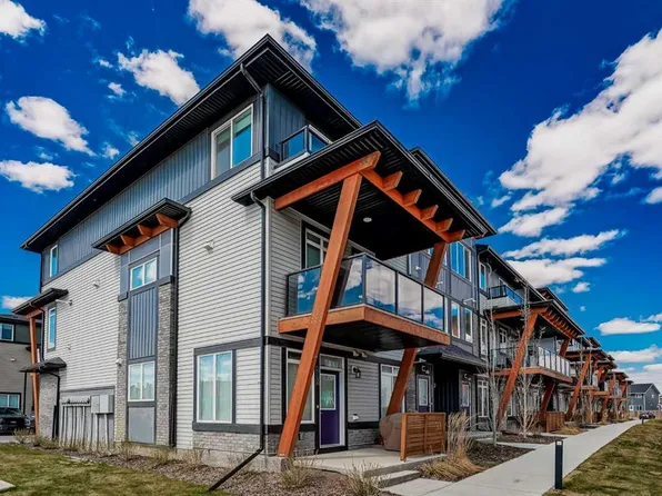 10060 E 46th St NE #511, Calgary, AB T3J 2H8