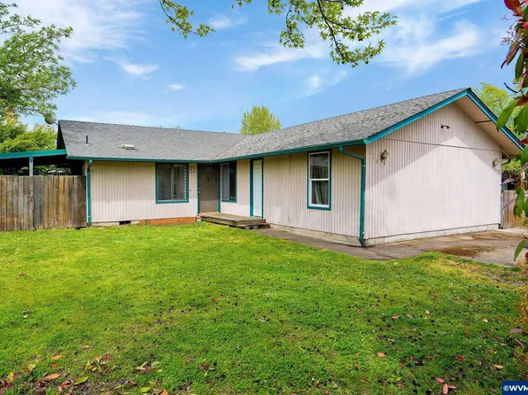 320 N 16th Ln, Philomath, OR 97370