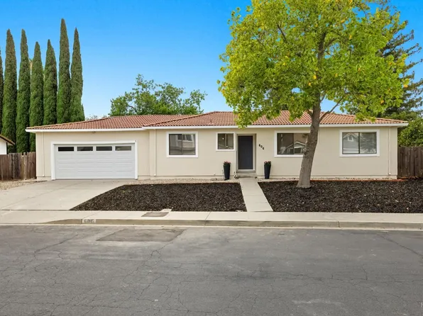 606 Saint Andrews Drive, Vacaville, CA 95687