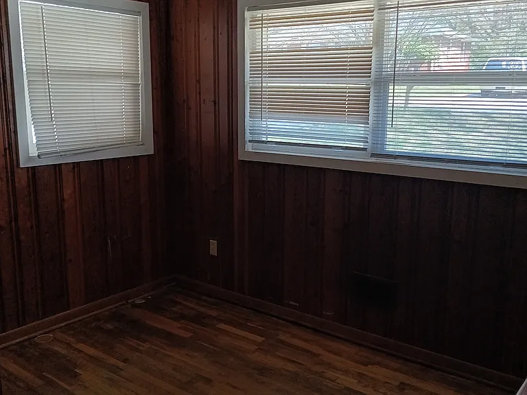 Pine Dr — Photo 18