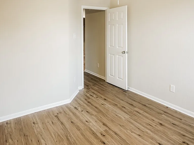 19011 Woodland Leaf Ln — Photo 13