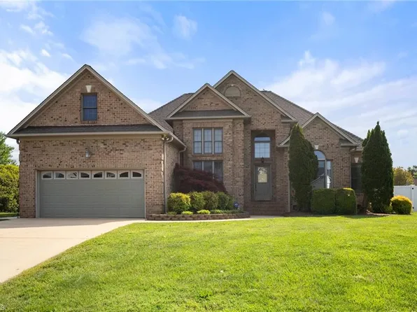 3424 Brookstone Dr, Burlington, NC 27215