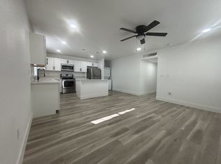 724 N 9th St #3, Las Vegas, NV 89101