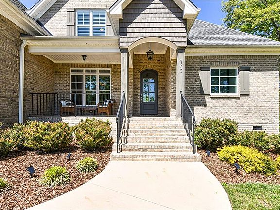 5th image of 7901 Carra Way