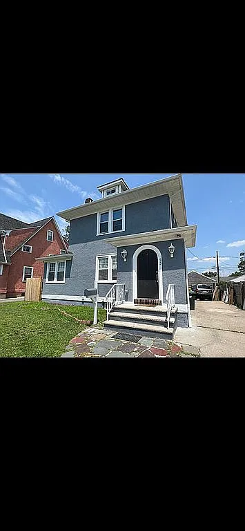 93 Rodney Ave photo 1