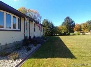 102 Bassetts Bridge Rd, Mansfield, CT 06250