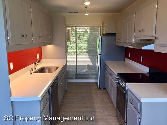 4th image of 329 Crestmont Dr