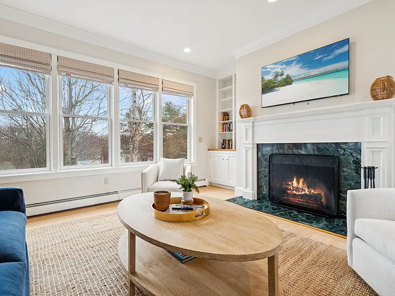 8 Thistleberry Ln — Photo 12
