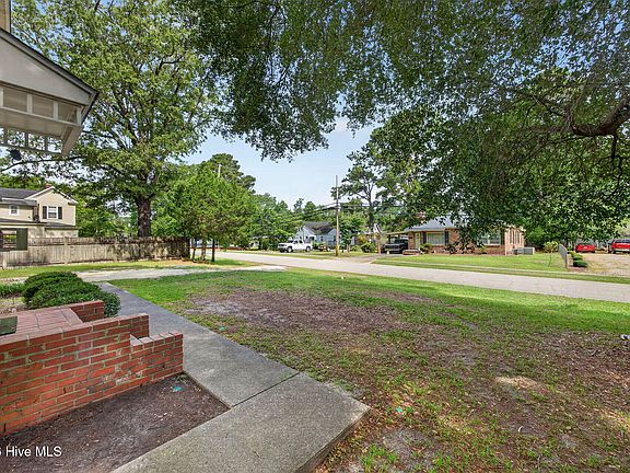 4th image of 206 E Calhoun Street