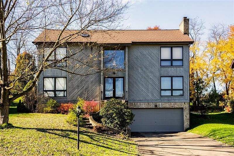 1st image of 304 Summer Dr