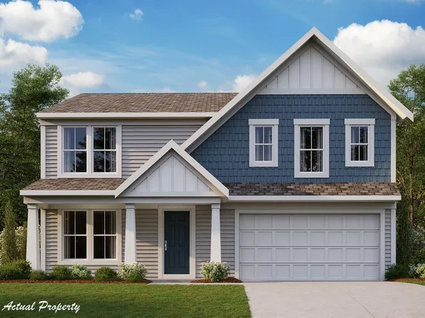 359 Isaac Tharp St, Pataskala, OH 43062