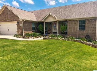 120 Hubert Rd, New Market, AL 35761