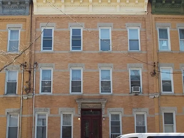 1015 Seneca Ave #B, Ridgewood, NY 11385